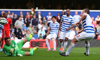 英超：补时绝杀 利物浦队2-0客胜布伦特福德队.
